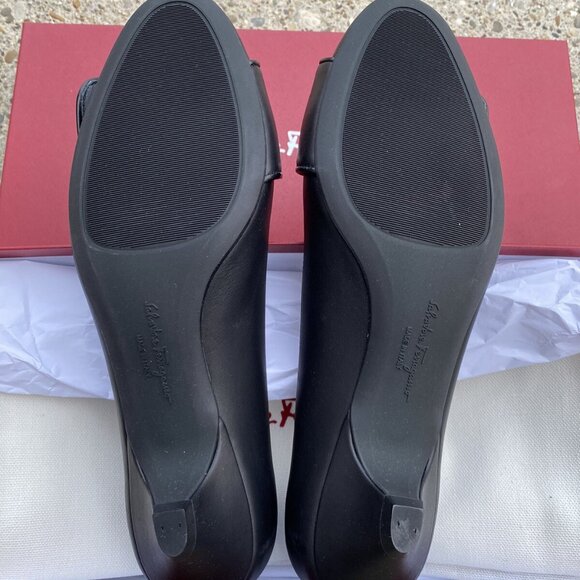 Salvatore Ferragamo Kyra Kitten Heel Pump - Picture 7 of 10